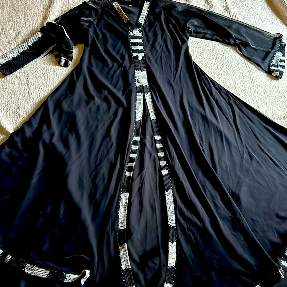 Brand new never worn Abaya